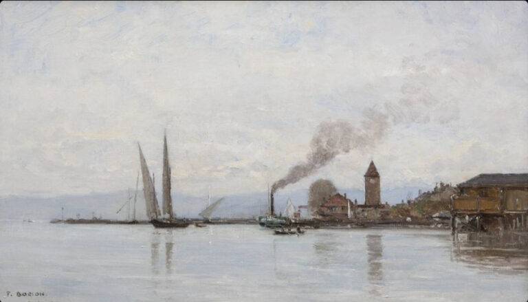 Scène de front de mer calme de François Bocion, avec des voiliers sur des eaux calmes, un bateau à vapeur dégageant de la fumée, et des bâtiments - dont une tour - le long du rivage sous un ciel nuageux.