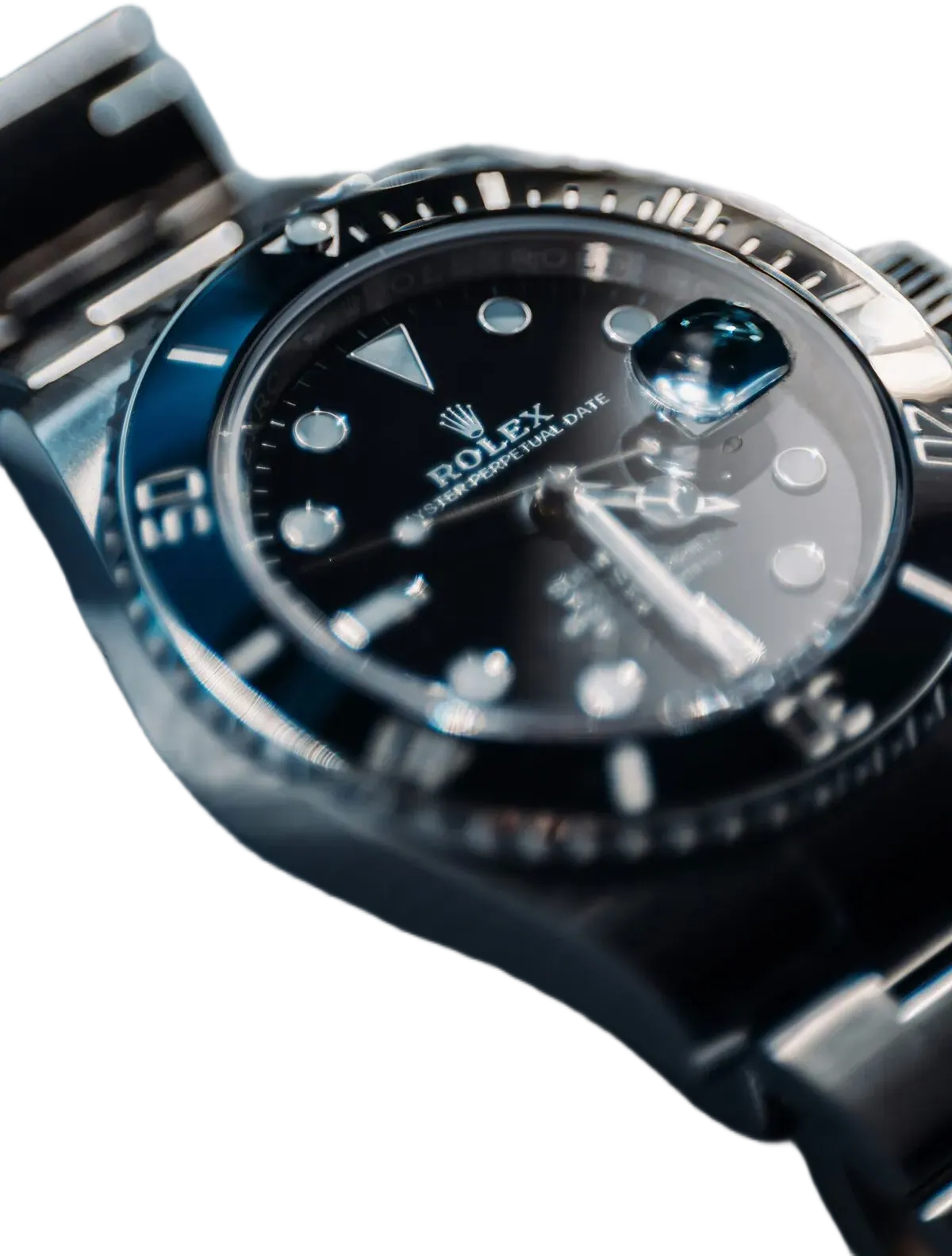 Montre Rolex Submariner en gros plan cadran noir